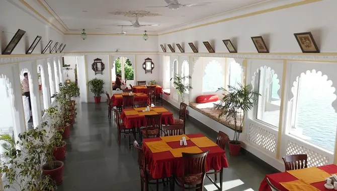 Jagat Niwas Palace Restaurant 1