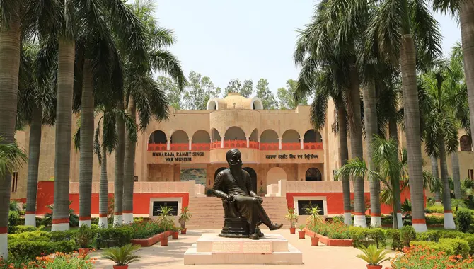 Maharaja Ranjit Singh War Museum 1