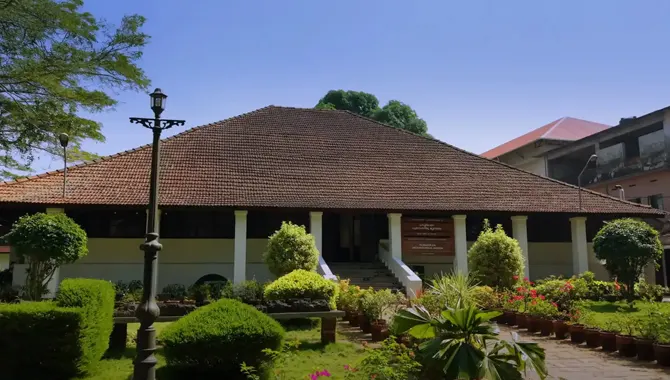 Pazhassi Raja Museum and Art Gallery