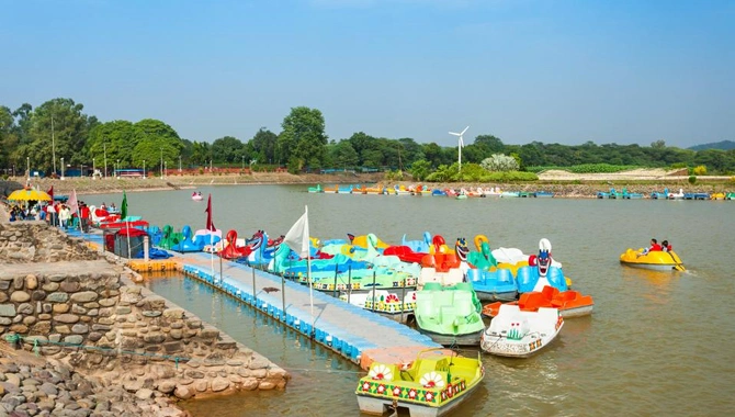 Sukhna Lake chandigarh