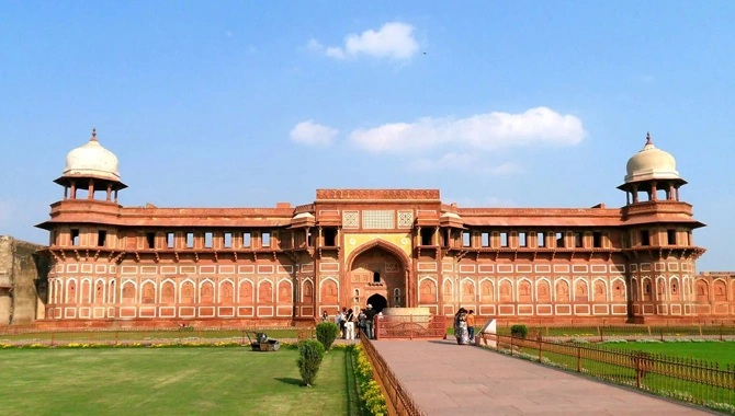 agra fort