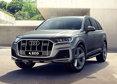 luxury AudiQ7 1