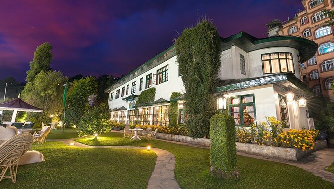 Elgin Nor-Khill, Gangtok