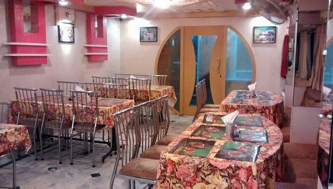 Hotel Noorani Restaurant