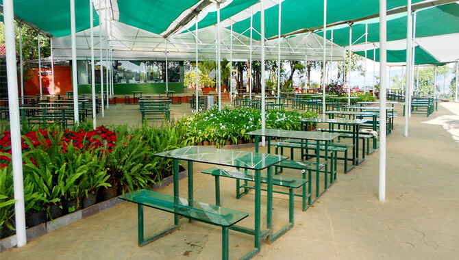 Mapro Garden Restaurant